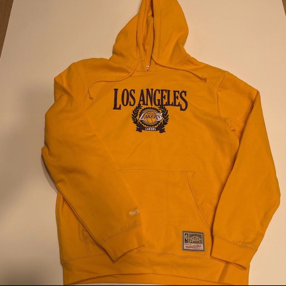 Mitchell And Ness  Los Angeles Lakers Hoodie NWOT
